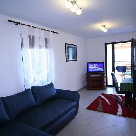 Apartment Roze Cizici