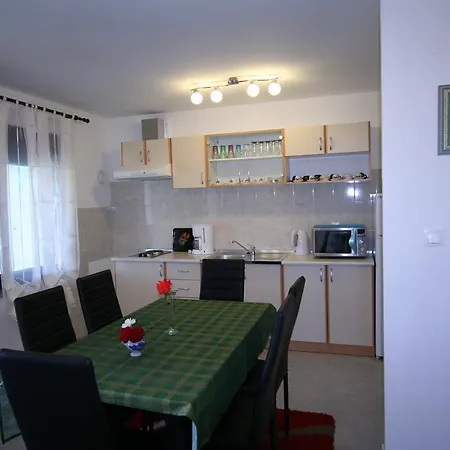 Apartman Roze